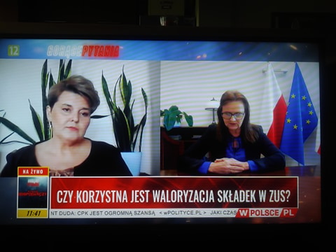 screen z porgramu - prezes ZUS z prowadzącą